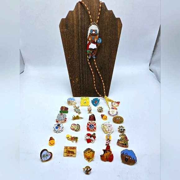 Lot of 31 Shriners Lapel Pins Bolo Lariat Suez Enamel Souvenir Gold Tone Metal